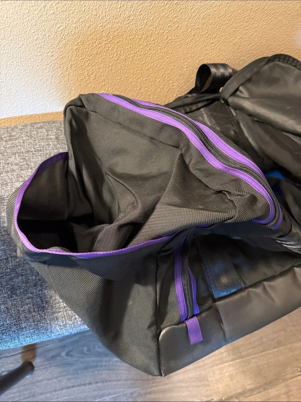 vintage 90s Patagonia Wet-O-Dry duffel is brand new